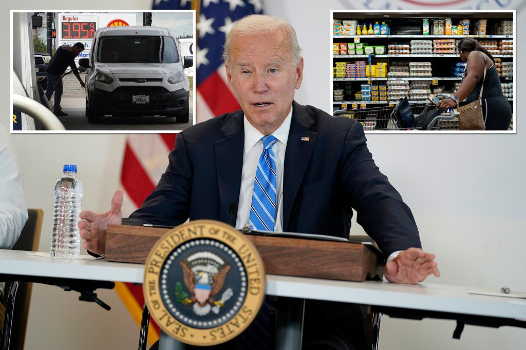 nypost's tweet photo. Americans have lost $4.2K in income under Biden, says study https://t.co/hf59KO0ghR https://t.co/VMLYeVbyAT