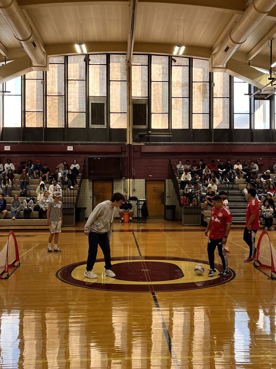 Thank you <a href="/NewYorkRedBulls/">New York Red Bulls</a> Freestyle team for helping to promote our Spanish Heritage World Cup Tournament ⚽️🏆 #Opride