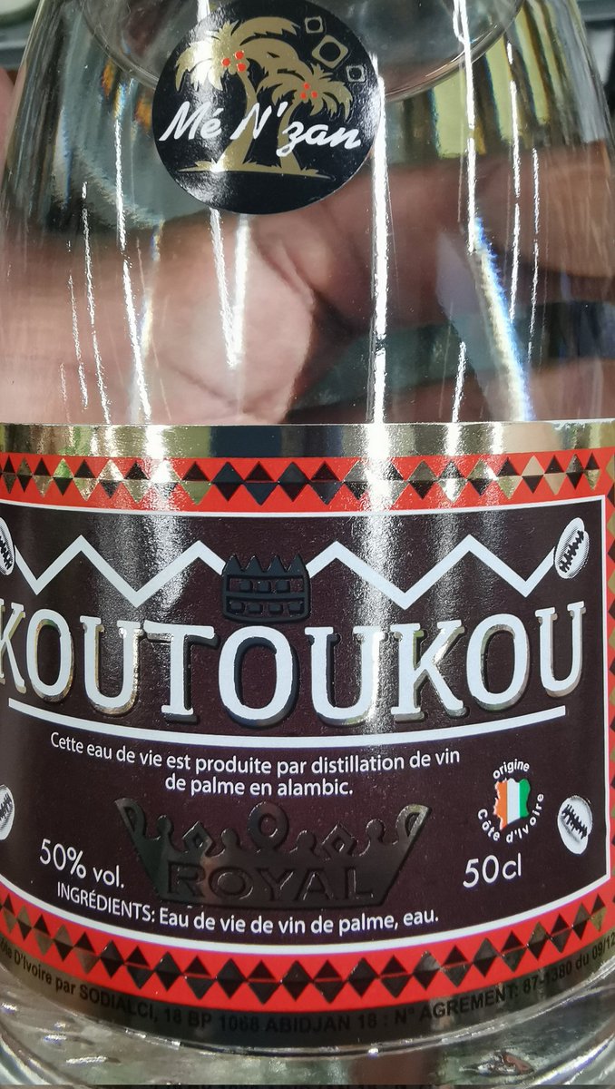 jeanfrancis's tweet photo. Happy hour time avec un peu de #Koutoukou une liqueur de palmier #MadeInCoteIvoire #cotedivoire https://t.co/k8tCKfPjb9