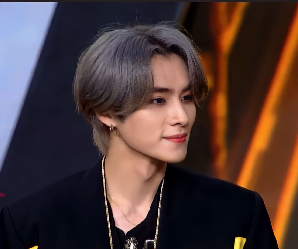 XIAOJUNLOOKS's tweet photo. #XIAOJUN charming beams https://t.co/aM43N2fmfr