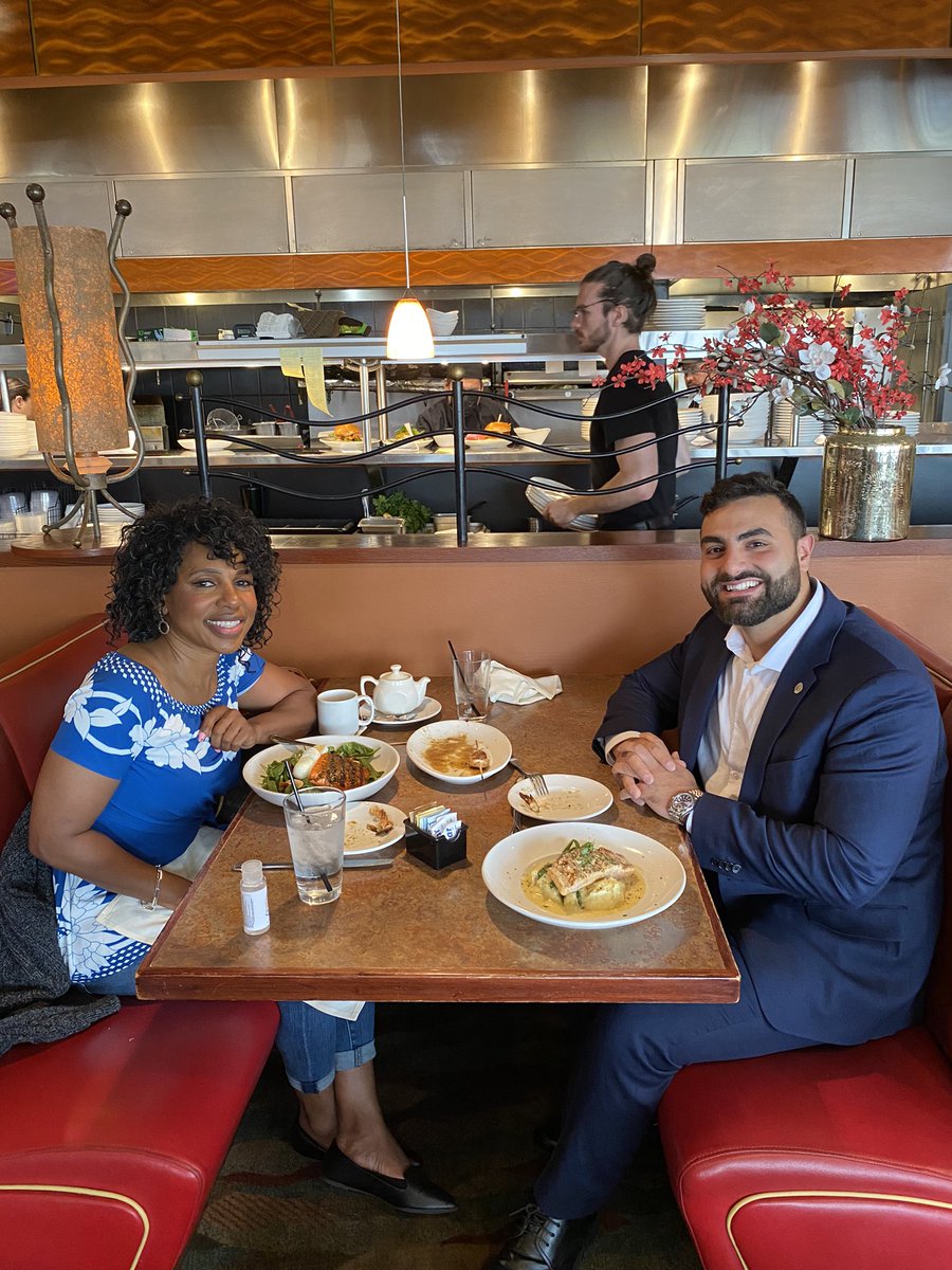 Lunch with <a href="/carmenbest/">Chief Carmen Best (Ret.)</a> earlier this week was fantastic! You can never go wrong with wild Alaskan salmon 🤤 

Thanks for the great company!

She is accepting invitations for speaking engagements!