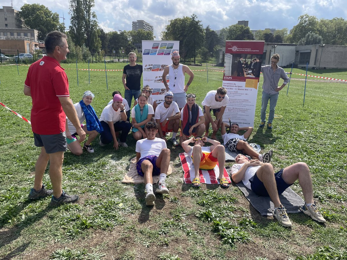 SportManaLyon1's tweet photo. Nouvelle année universitaire et nouvelles olympiades du MOS pour nos étudiants de Master 1 et 2 pour se retrouver, se connaître et partager l’#espritmos. https://t.co/Vw6UkbHJEl à étudier ! NB: victoire finale des Nous, MOS et méchants! Bienvenue à toutes et tous! https://t.co/1SZ11TznWs