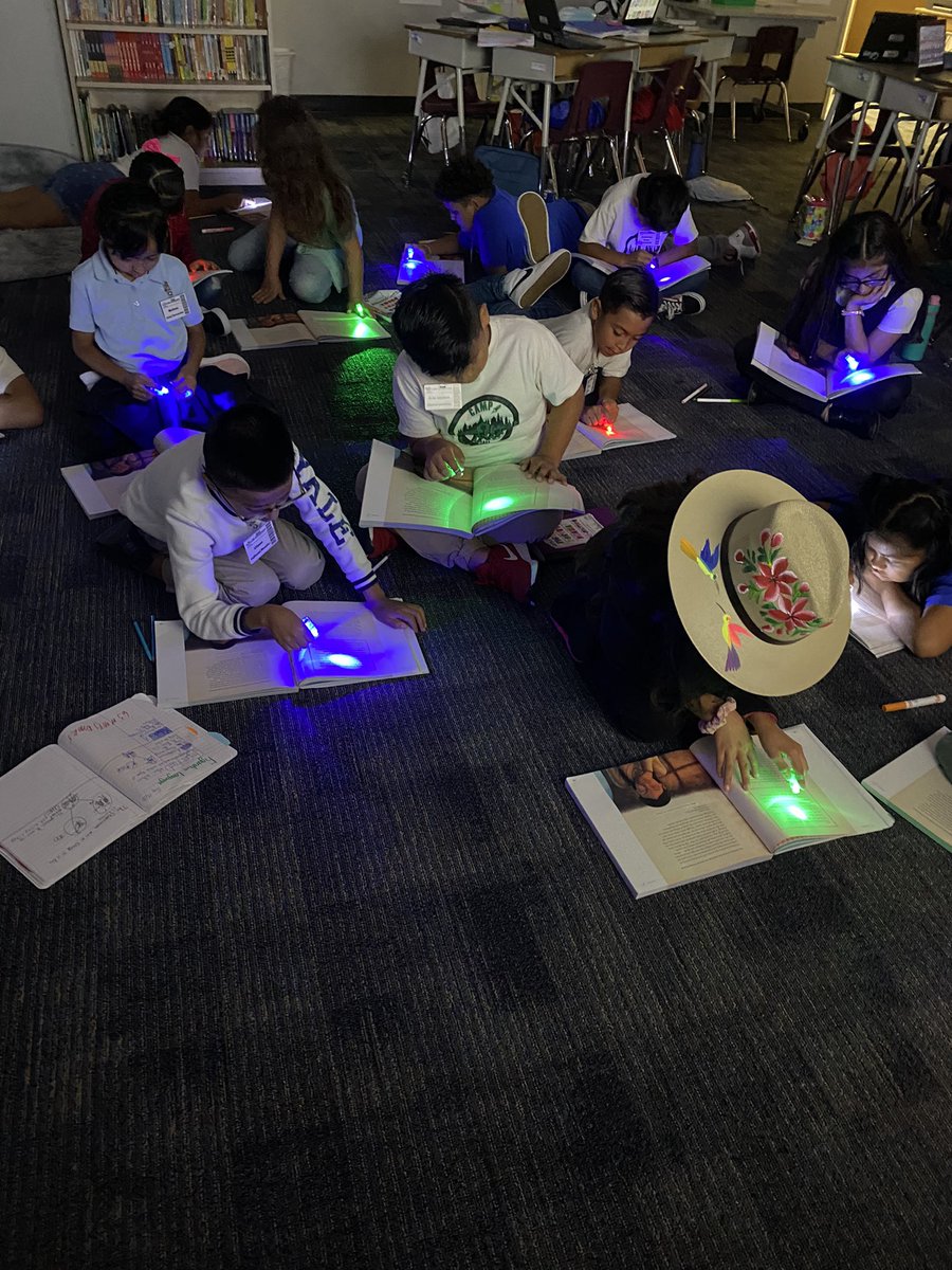 lobravo1's tweet photo. Flash light Friday!! 💡 Today we read, The Game of Silence while the  students used their finger flashlights to follow along with me. @ExplorersCol  #4thgradeDual https://t.co/erDPnWUxJO