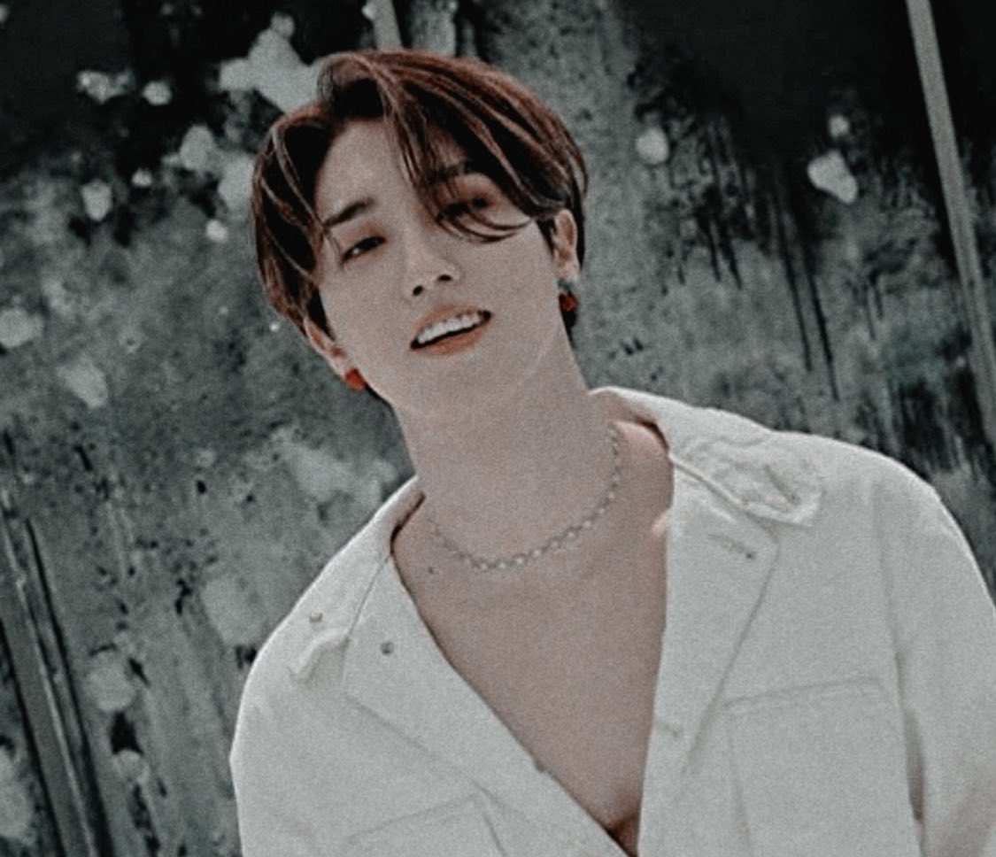 maliinxlin's tweet photo. #minsung au, где минхо всего лишь хотел загнать машину на автомойку, а джисону стало скучно на работе у отца. https://t.co/U7nZVU9ZQI