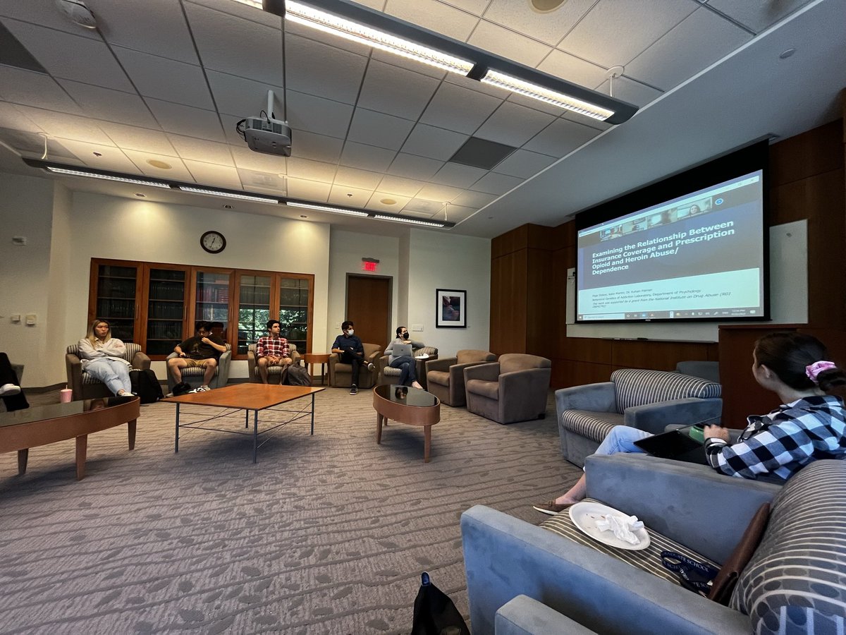 Lab meeting this week included pizza and a great talk on Page and Katie’s recent project! 12/10 recommend.