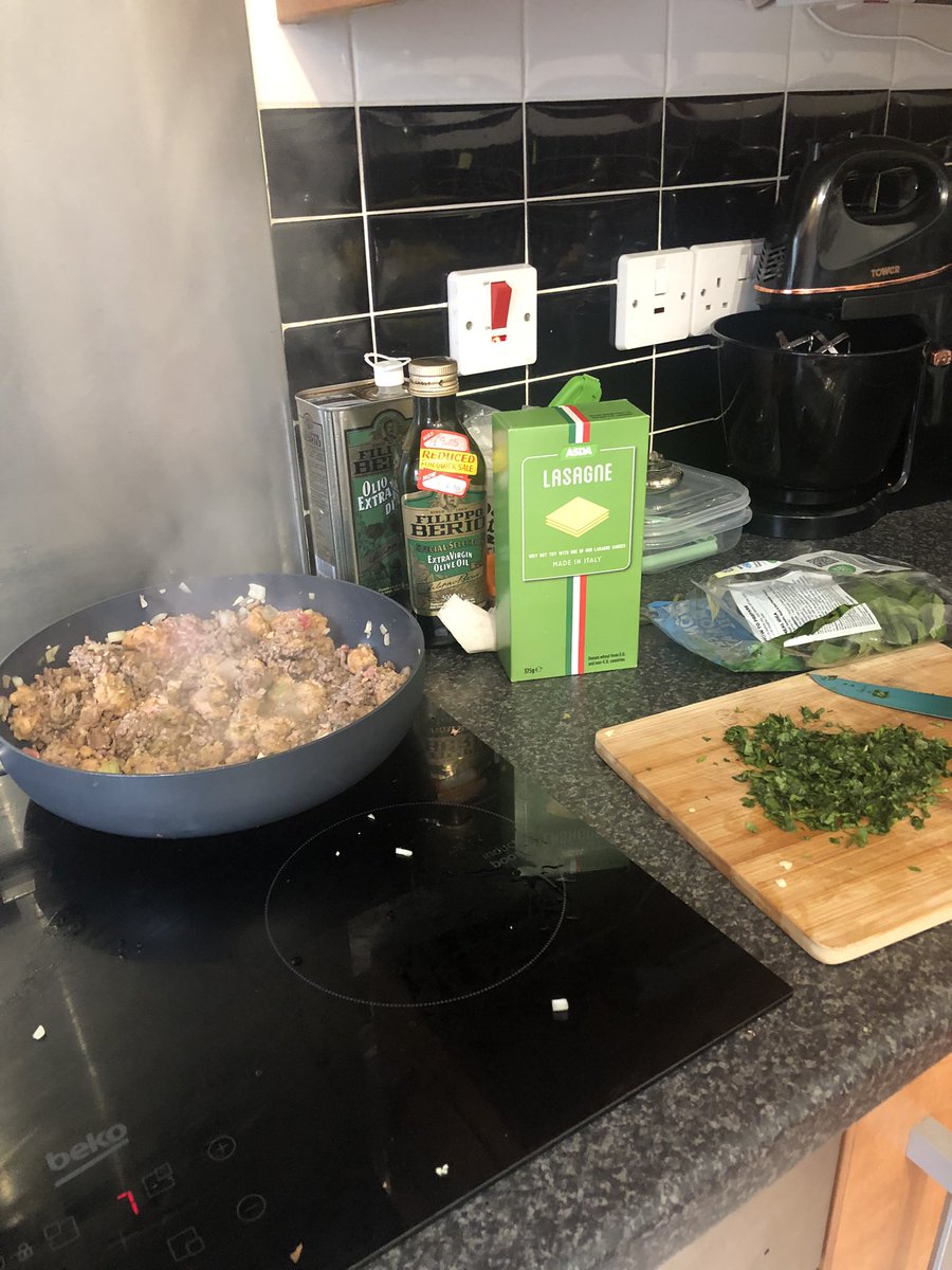 ReadingOffGrid's tweet image. Lasagne night!