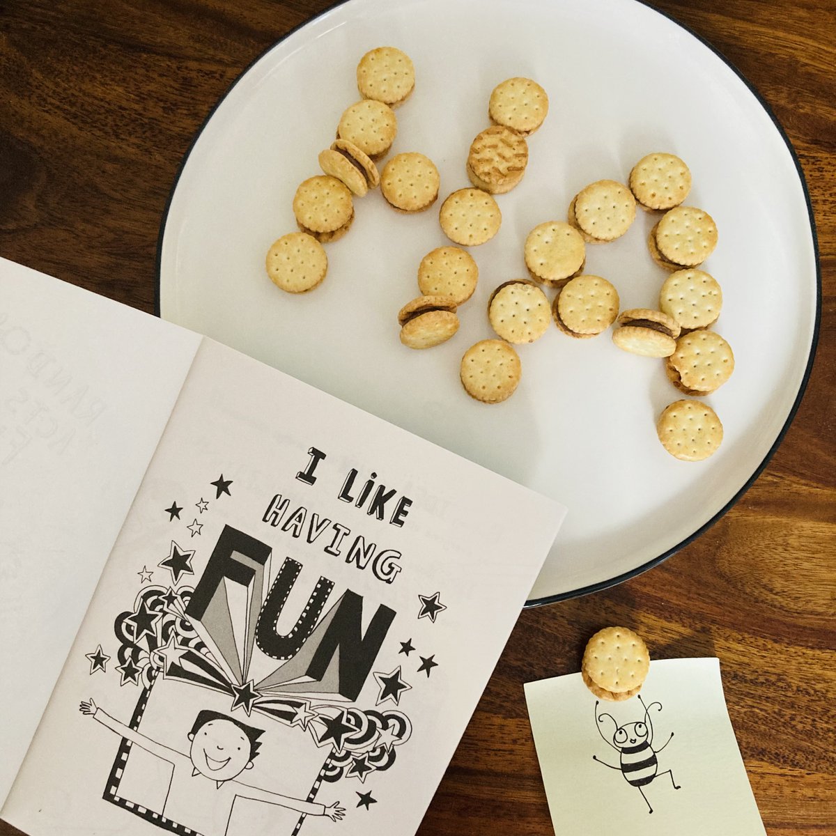scholasticuk's tweet photo. HA! Looking for laughs?
#TomGates #RandomActsOfFun by @LizPichon is out now in paperback!
Expect adventure, fun, doodling and Tom trying to get his hands on treats - from the series kids love! https://t.co/TnP5RWG6SF