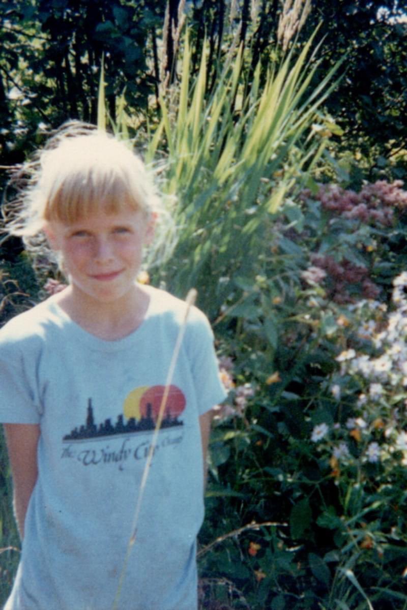 NicoletPlayers's tweet photo. “My earliest memory of being onstage was as a child at summer camp. I was a judge in a play about a spelling bee, where contestants were eliminated a la squid game style; eventually, when the judges were wrong, they were also eliminated in the same manner.“

1/2 https://t.co/whJhPLapvR