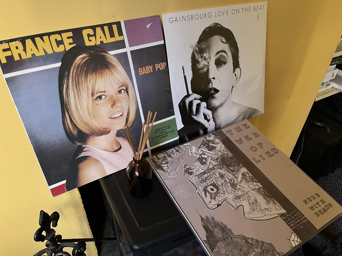 ankstmusik's tweet photo. Awr #feinyl xx 😍 #babypop #gainsbourg #irmavep (ishx) https://t.co/LXtsc5ZAZL