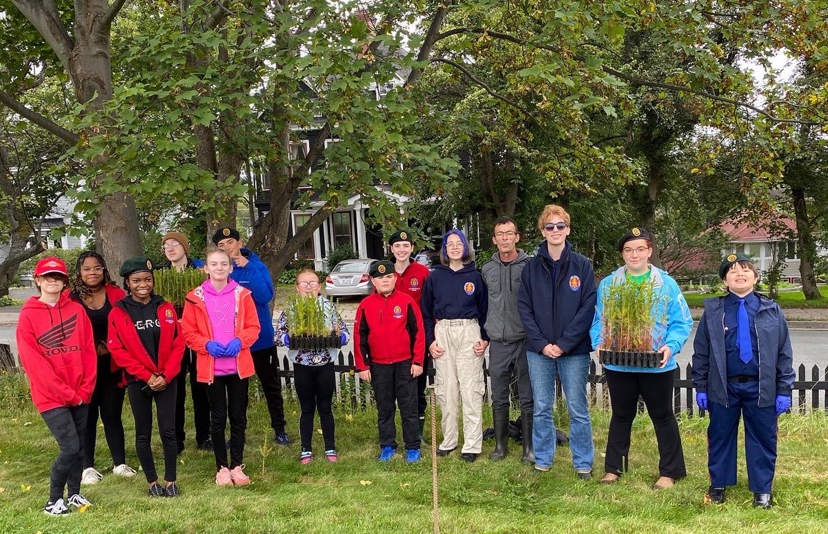 judy_foote's tweet photo. National Forest Week (NFW) was marked on GH grounds w/planting of 130 black &amp; white spruce seedlings in the Queen’s Green Canopy by the Church Lads Brigade (CLB) Avalon Battalion, Regimental Band &amp; Youth Band. CLB is celebrating 130th anniv. GH was lit green in recognition of NFW https://t.co/fBrLCUofk3