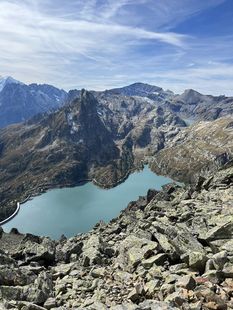 Day 2 a steep one in Switzerland!! Joined by the amazing <a href="/edjackson8/">Ed Jackson</a> the shining example of why restart exists. Thanks to all those who have donated. Keep the donations coming in. justgiving.com/fundraising/le…