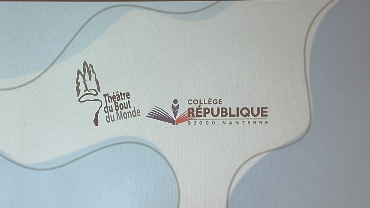 ClgRepublique's tweet photo. 18h30 : Au #théâtre ce soir. Retour sur le travail accompli l’année dernière avec les élèves de 6ème. Un grand merci et bravo à la @CompagnieTbm  et aux Professeurs pour le travail et l’investissement auprès des élèves du @ClgRepublique.  Un très beau projet à poursuivre. https://t.co/0IKuVvvuJT