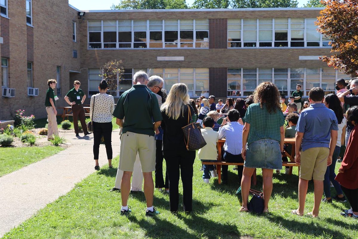 SJRHighSchool's tweet photo. 🔰We’re just over a week away from our Oct. 2nd Open House! Come visit SJR and meet the boys in Green that make our school such a special place.

Register now: https://t.co/Fz0IJmCGeL
#GreenKnights #SJRClassof27 https://t.co/Q248vDqBBi