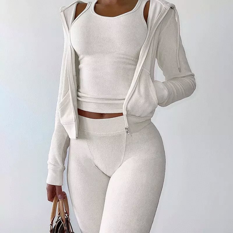 vaultreloaded's tweet photo. The new Aza lounge sets are in and we’re in love 😍 made from warm vegan + sustainable French Terry cloth fabric, these sets are sure to keep you cozy and cute this fall. 

https://t.co/O5Xoml14U2 https://t.co/DcizqcooLh