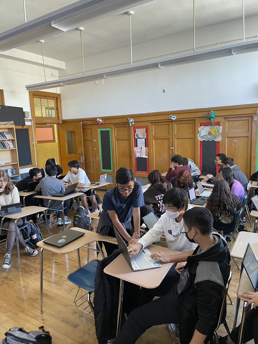 I gave the sophomores a murder mystery to solve and it is so much fun watching them all get so excited trying to solve it. Problem solving, searching for details, reaching logical conclusions AND mystery? Whats not to like? 🔍 ❓ #sitech <a href="/SITech_HS/">Staten Island Tech</a>
