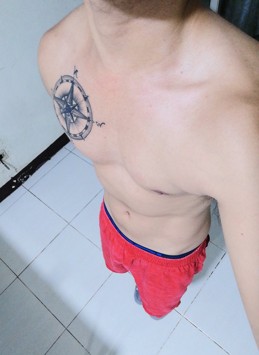 NelJoe9's tweet photo. Late night workout...
#asianmean #fitnessmotivation #topless #workout https://t.co/8aD5EiZFDq