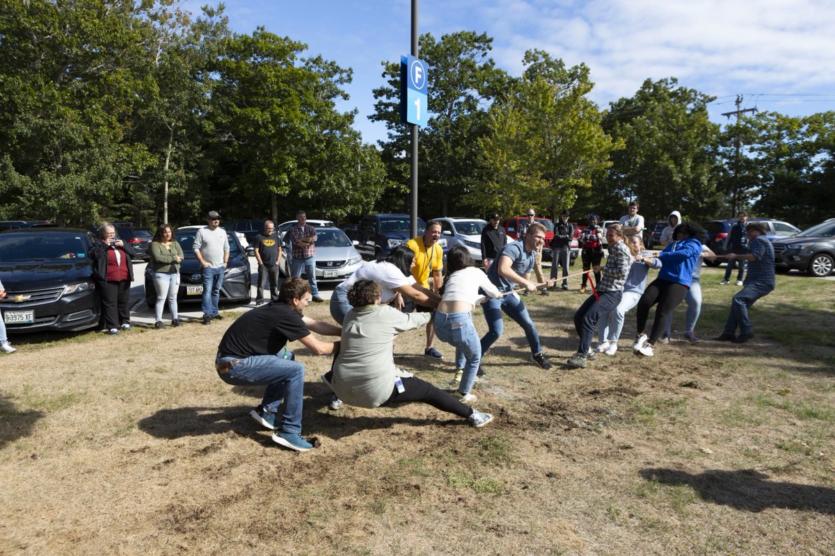 This week was the annual <a href="/jacksonlab/">The Jackson Laboratory</a> employee picnic! 🍂🎃 Together, with the <a href="/Dumont_Lab/">Dumont Laboratory</a> we took down the <a href="/TrowbridgeLab/">Jennifer Trowbridge</a> in a friendly game of tug of war! 💪