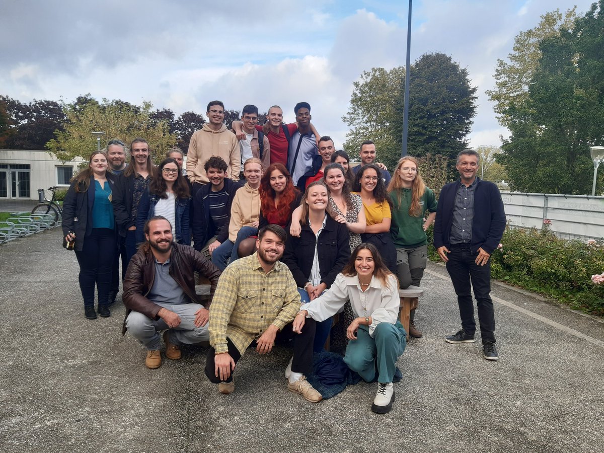 Félicitations aux nouveaux diplômés de la 9ème promotion du Master GCBio de <a href="/FacSciences_UBO/">Faculté des Sciences et Techniques - UBO</a> <a href="/UBO_UnivBrest/">UBO - Univ. Brest</a> <a href="/ABroussailles/">Association_Broussailles</a>