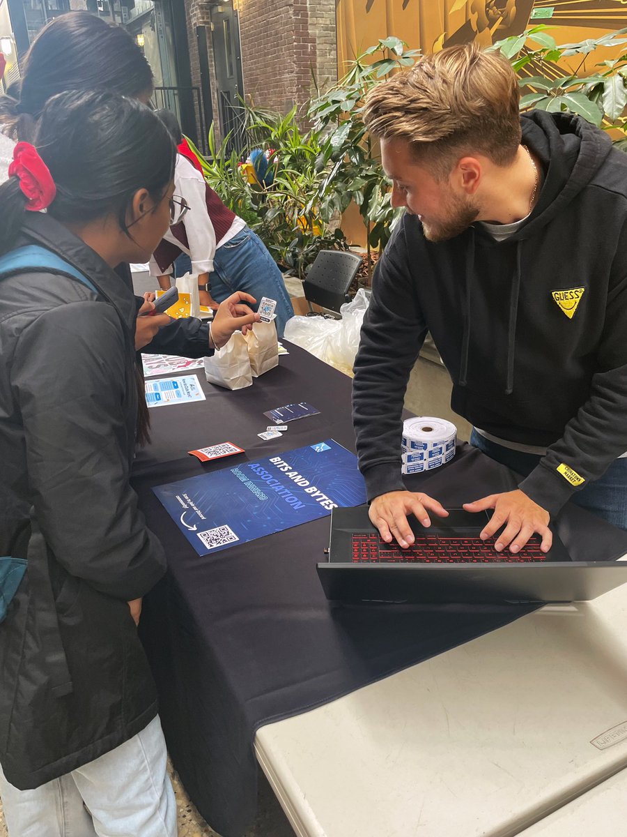 RRCBBA's tweet photo. Happy to be back on campus and meet you all at the ClubDay event! We're excited to have you all join us this year! https://t.co/FdXSkTYOiJ