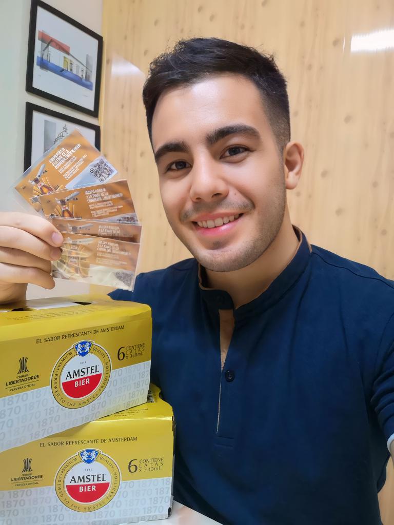 🍻 Hay sorteo!

De la mano de #Amstel te podés llevar 2 packs de la cerveza oficial de la Libertadores.

🤔 ¿Serán los que tienen el código que te lleva a la final?

Dale RT y seguime, ya estás participando!

En 24 hs. conoceremos al ganador!