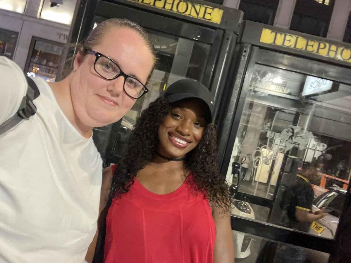 What a way to spend two shows watching <a href="/bookofmormonuk/">The B🐸🐸k of Mormon</a> two x Nabalungi <a href="/LeanneRmusic/">Leanne Robinson</a> and finally seeing <a href="/AmandlaElynah/">Amandla Elynah</a>, two x McKinley with @MrStevieWebb then <a href="/StephenRolley/">Stephen Rolley</a> 💖💚
