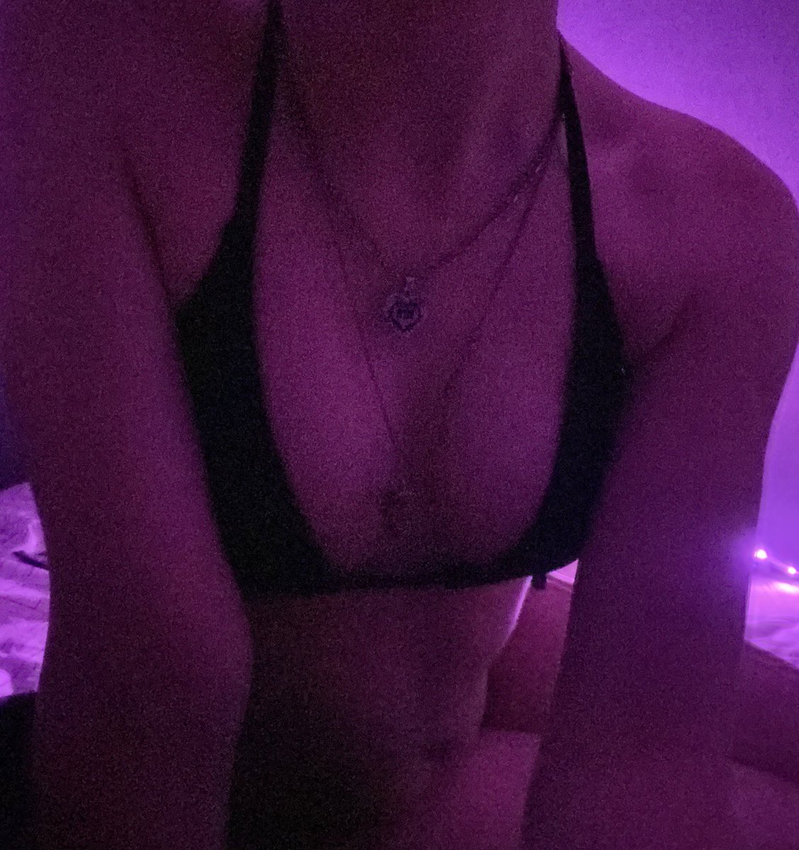 SickTockyio's tweet photo. acabei de postar um vídeo sentando, lá no meu privacy hihihi #timelin #privacy #NoFap2022 #videos18 #pintoawards #nsfw #onlyfansgirl #PEITOAWARDS https://t.co/ixuUDwpCEr
