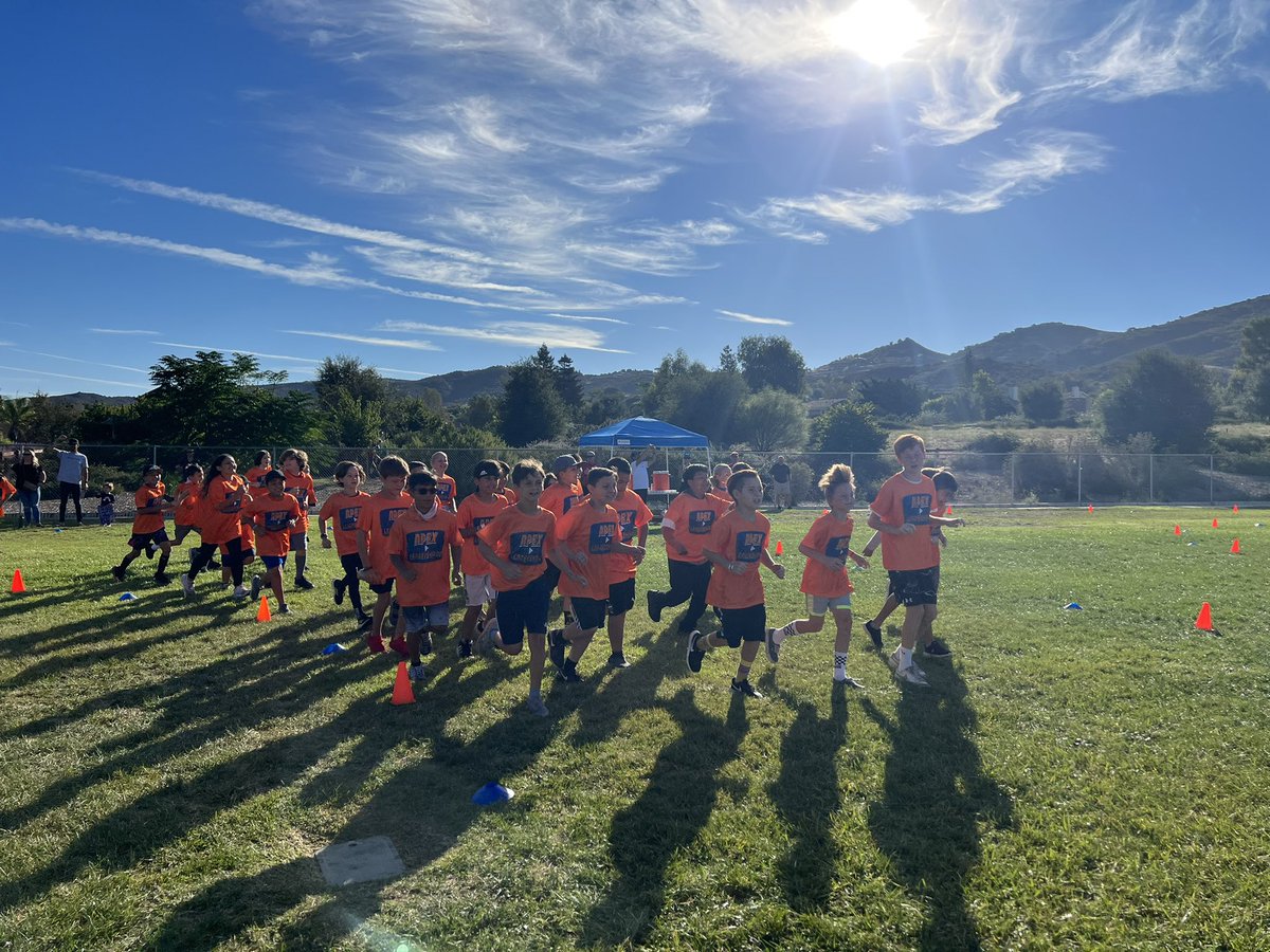 BanyanFifth's tweet photo. The APEX Fun Run today sure was FUN! 🏃‍♀️🏃👟⏳ #5thgraderocks #somanylaps #funrun #banyanbobcats https://t.co/JDbSizhNRs