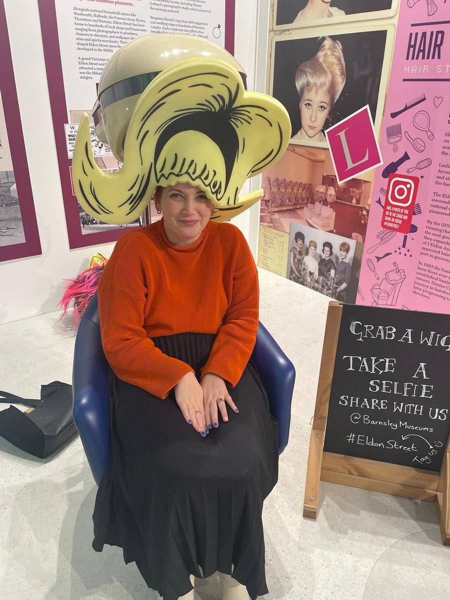 dchurchillteach's tweet photo. Superb evening in Barnsley watching Simon Armitage and LYR, invited as VIP attendees thanks to the incredible poetic efforts of @TrinityAcadStE students. Brilliant event despite the rain... At least we could dry off our hair! https://t.co/hVOOhcabMl