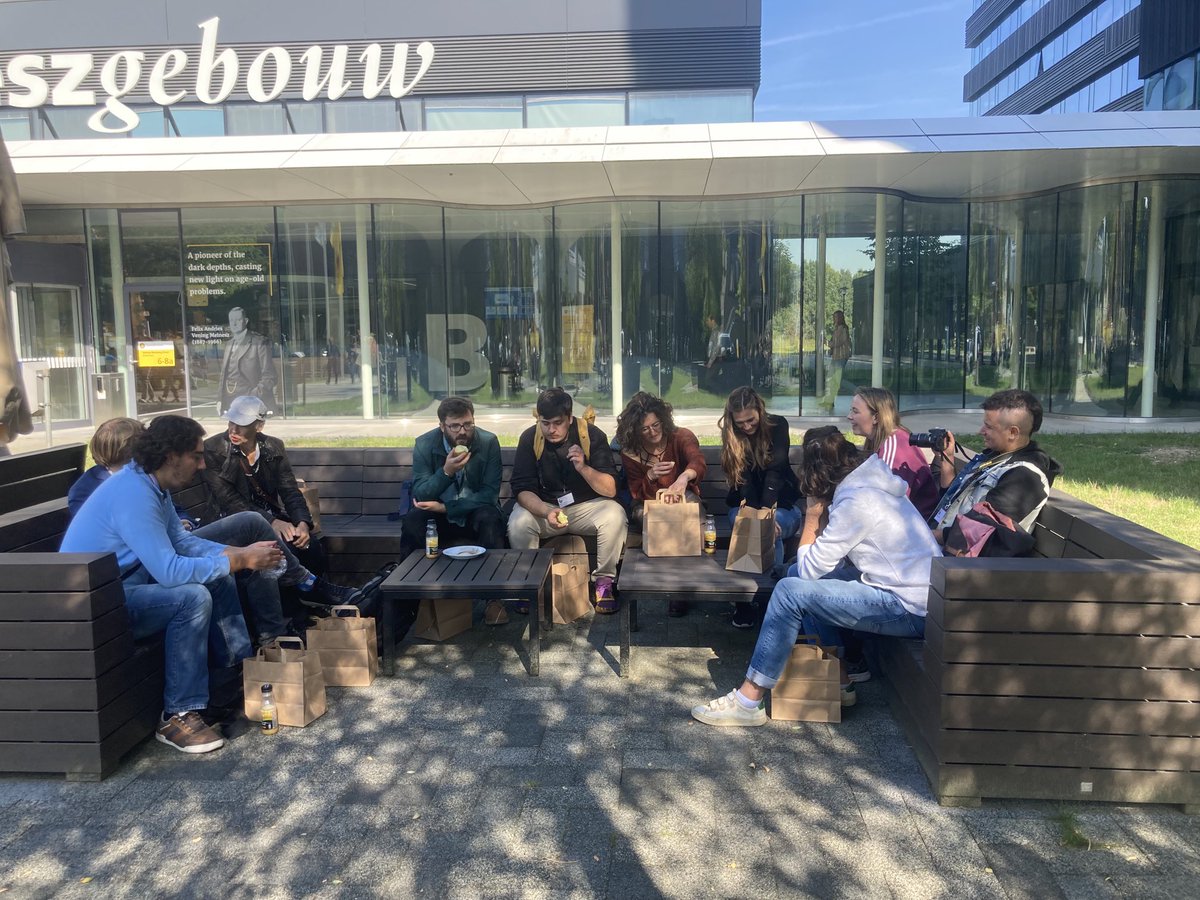 2022European's tweet photo. Everyone is wondering what conodonts ate. But why is nobody talking about what conodontologists eat?! We found out that: not vegetables. https://t.co/z4Dgi5dYl3