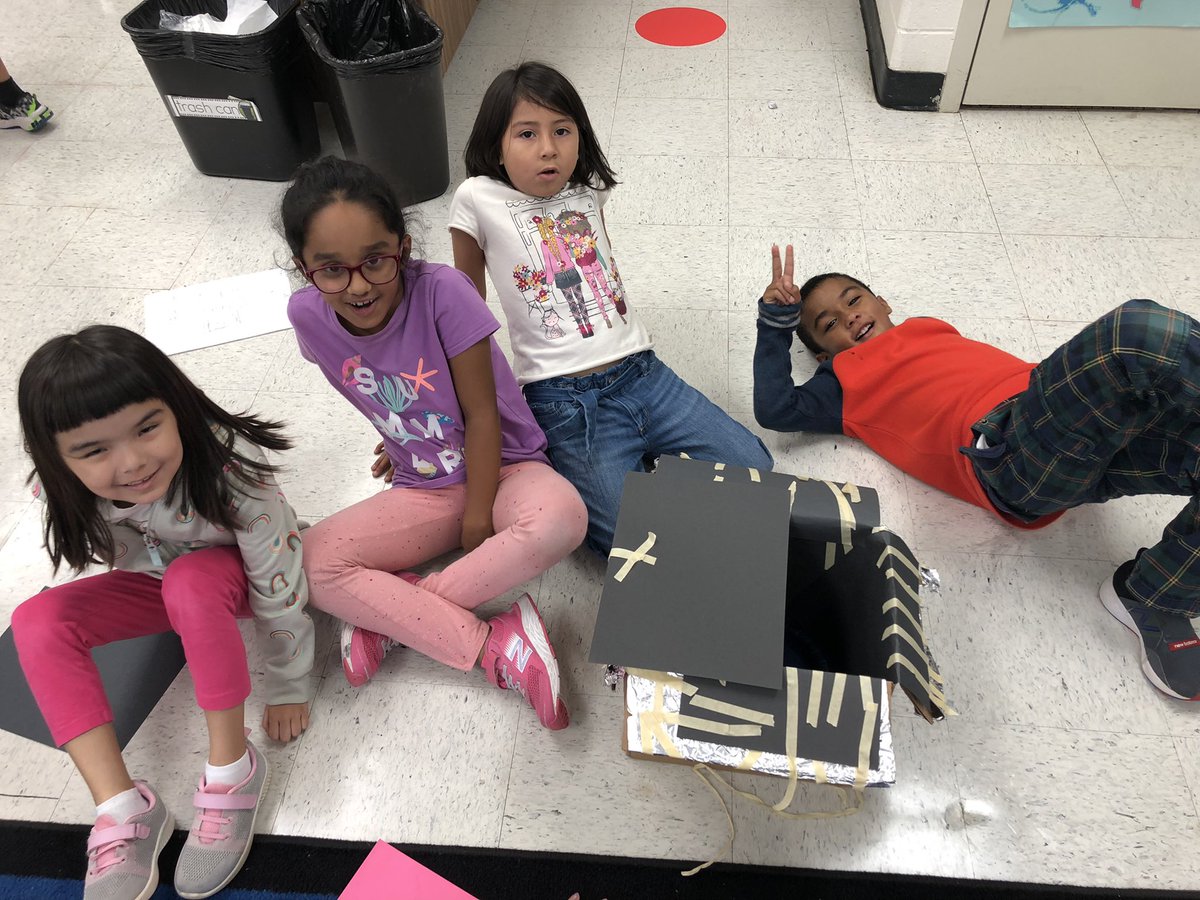 We learned so much about the sun’s energy with our first design challenge of the year - solar ovens and s’mores! ☀️🍫 #sciencerules 

<a href="/LCPSOfficial/">LCPS News</a> 
<a href="/MeadowlandElem/">MeadowlandElem</a>