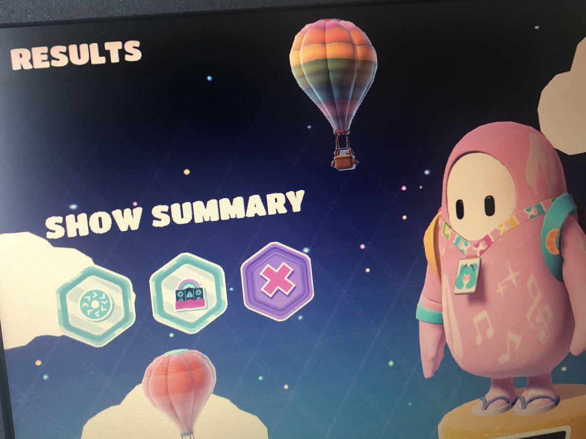 LagunaPhoenix12's tweet photo. I finally finished Slimescrampers!!! (The map was done a bit easier than other times) #fallguys https://t.co/ClZURSWPrv