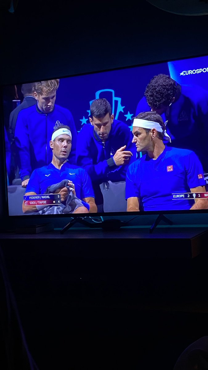 LucaEltiem's tweet photo. Best day of my life #Federer https://t.co/HOfTlL362q