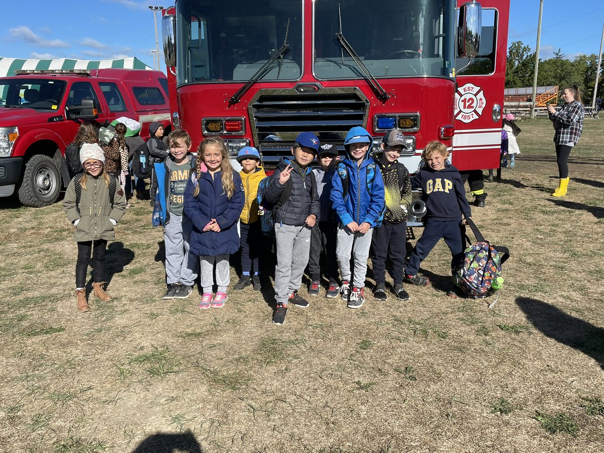 MsGrieco's tweet photo. Milton Fall Fair fun, it was a blast today! Make sure to check for a free child admission pass in studentβs backpacks. π ππ We met so many animals and got to see a firetruck! @OLVMWolverines @HCDSB #miltonfallfair https://t.co/F3YZQMBeWZ