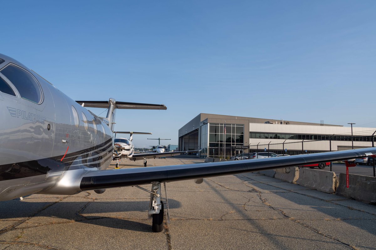ProStarAviation's tweet photo. Ready for the weekend!

#FlyingFriday #AvGeek #PC12 #Pilatus #PT6 #Aviation #MHT https://t.co/IKPcJ1vk4p