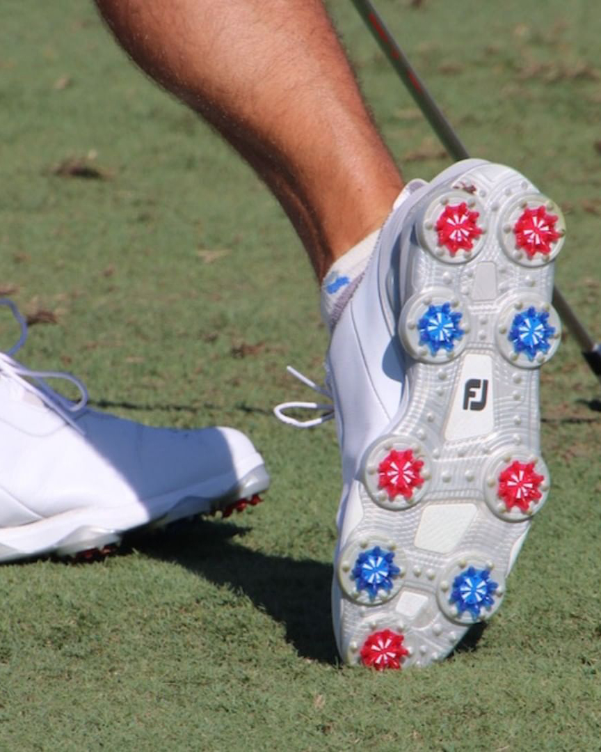 PrideSportsUS's tweet photo. Patriotic Pulsars at the @PresidentsCup! π πΊπΈ π½
#WinnersWearCleats #Softspikes #ChampSpikes #PGA #PGATour
πΈ : @GolfWRX https://t.co/XDoWlQ3rCB
