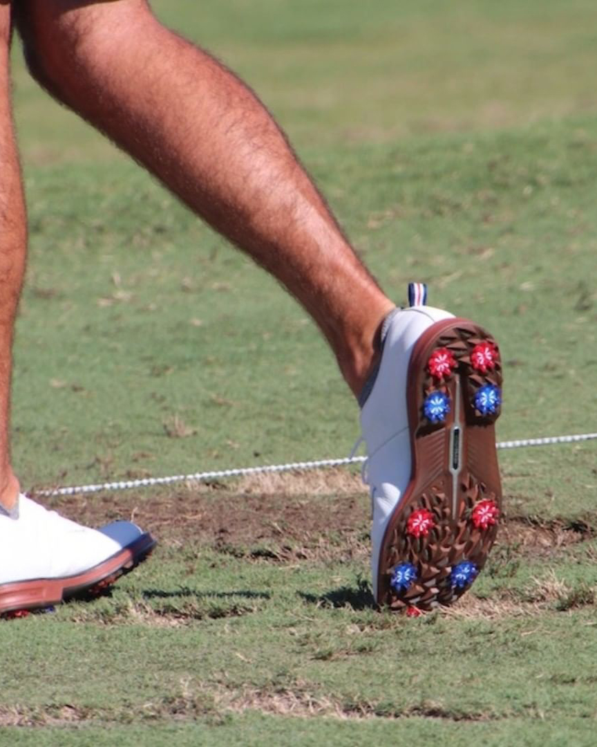 PrideSportsUS's tweet photo. Patriotic Pulsars at the @PresidentsCup! π πΊπΈ π½
#WinnersWearCleats #Softspikes #ChampSpikes #PGA #PGATour
πΈ : @GolfWRX https://t.co/XDoWlQ3rCB