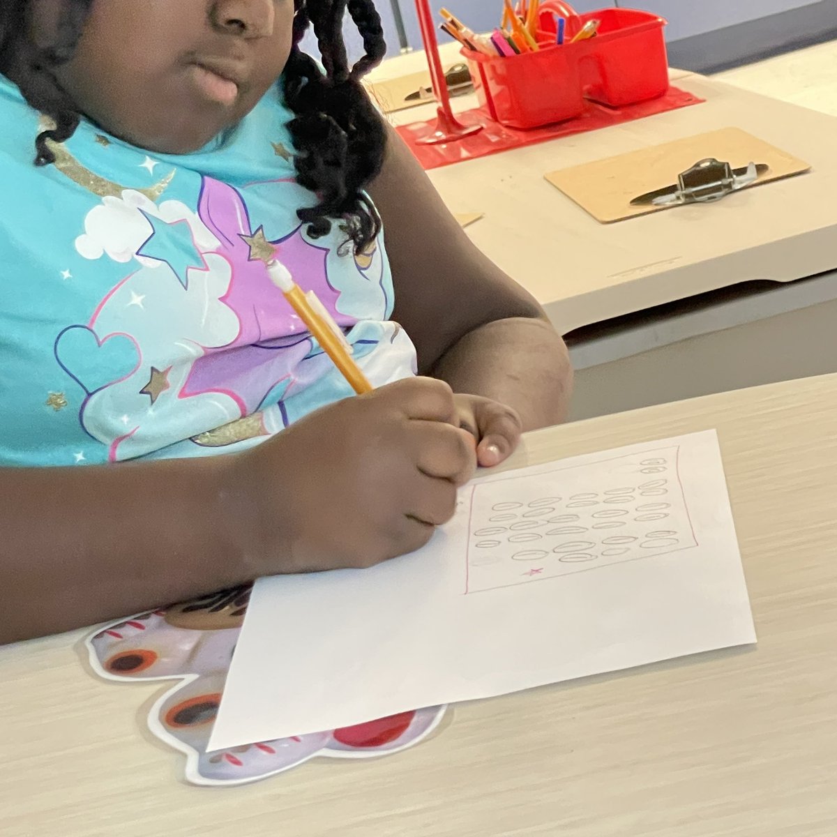 UrbatchK's tweet photo. Fourth graders are digging deep into their M3 Unit.  This week they focused on finding all the possible combinations of dimes and pennies were in the Maneki Neko bank!  #woodlawnscholars #m3molistone #fcpsr3 #fcpsadvancedacademics @FCPSR3 @WoodlawnES @fcpsaap https://t.co/VDsfdVe1uE