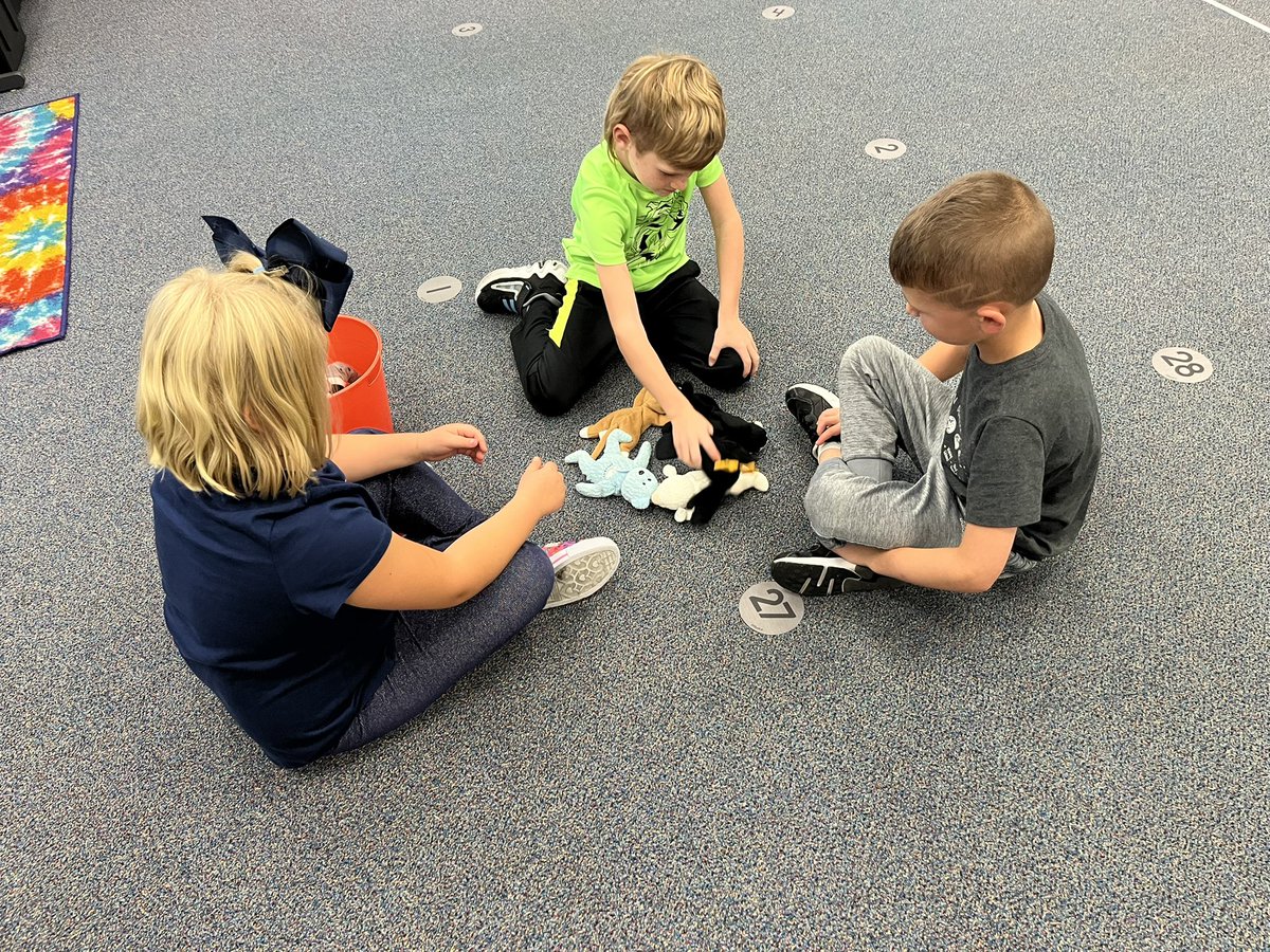 jennifer_gilles's tweet photo. There were lots of giggles as 1st graders in Mrs. Picone’s class “eliminated” Beanie Babies in the “All Around The Buttercup” steady beat game. @picone_s https://t.co/MaUZTBL2Zv