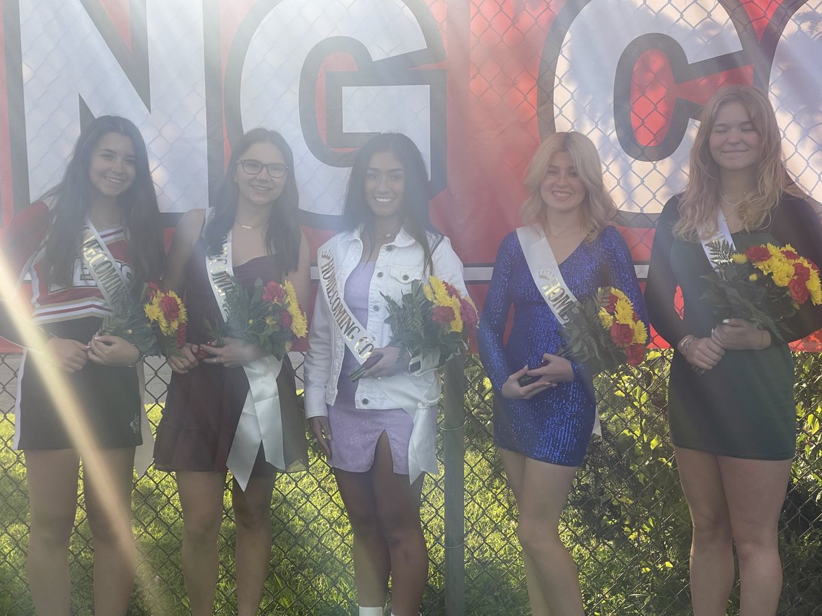 KevinJakub's tweet photo. The ⁦@_BBHHS⁩ Homecoming Court! https://t.co/c2PS69d9MI