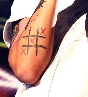 Uživatel HL Daily na Twitteru: „“I mean, I always win, that's why it's tattooed! Random one, I don't know why I got it but now it's on my skin forever!” -Louis on Uživatel HL Daily na Twitteru: „“I mean, I always win, that's why it's tattooed! Random one, I don't know why I got it but now it's on my skin forever!” -Louis on