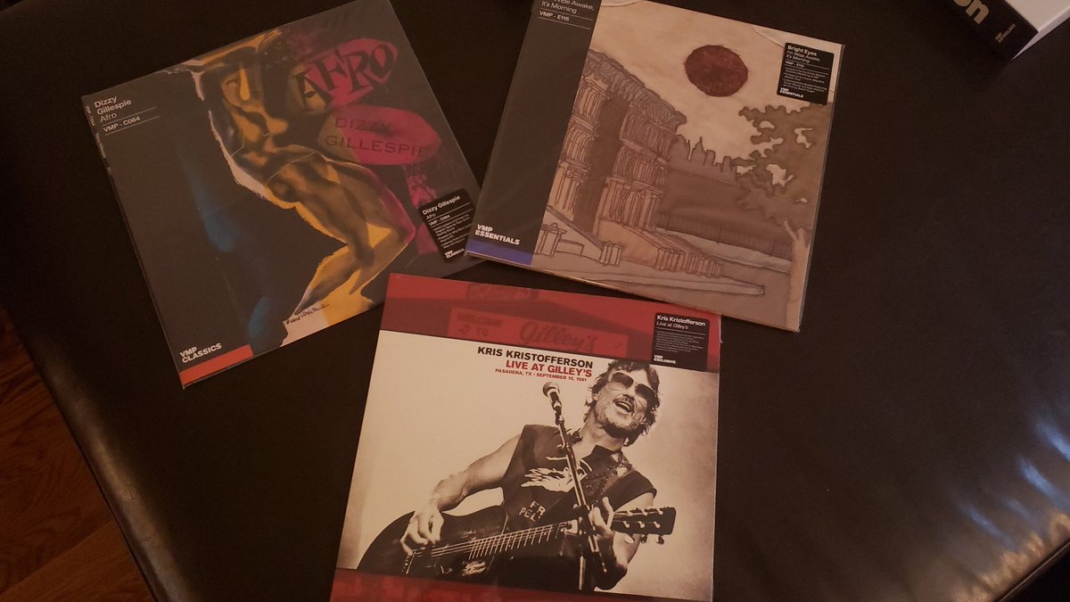 AgrippaNothing's tweet photo. It's a haul. https://t.co/tUDwuZPOeN
