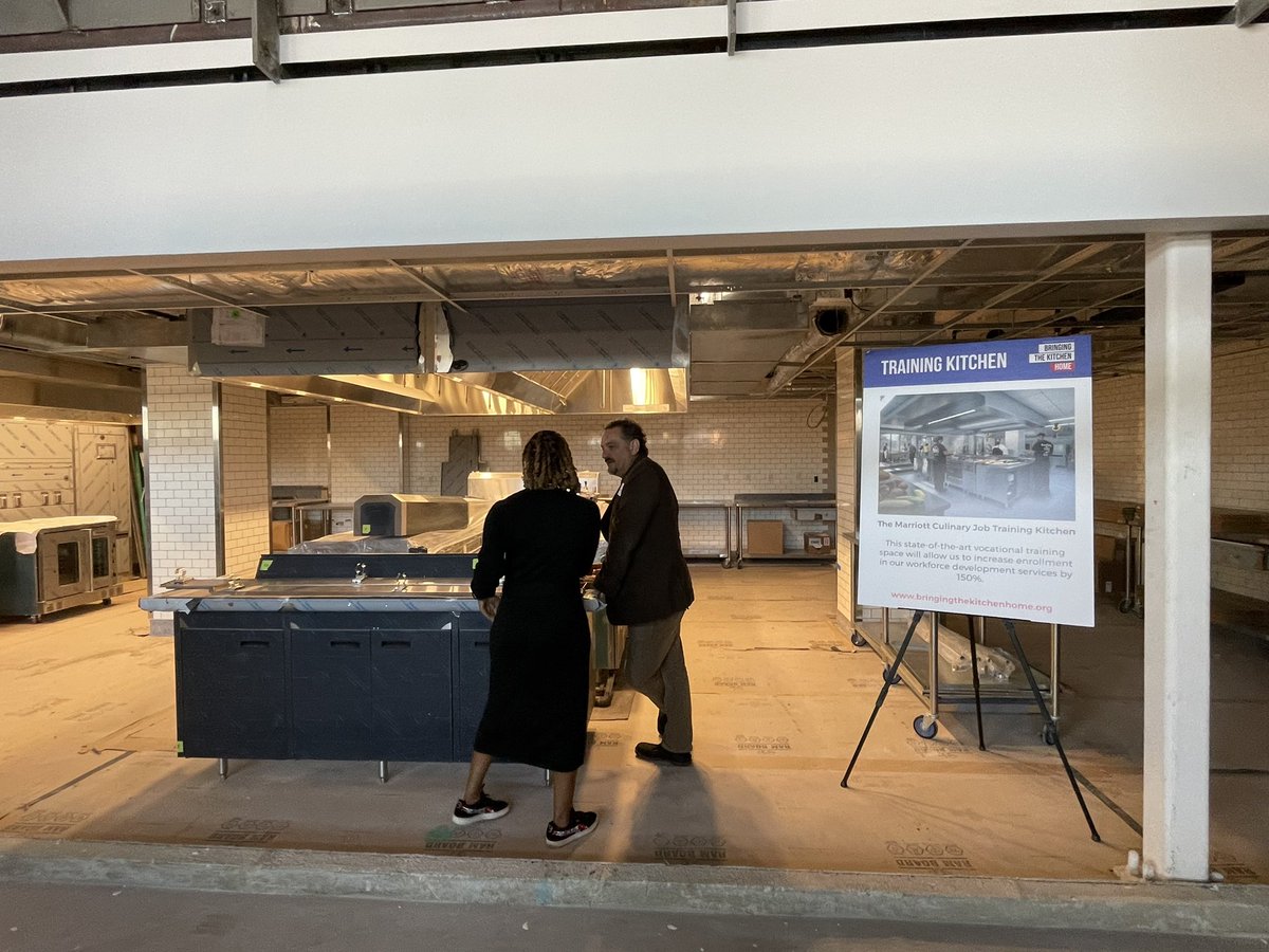 jodywarden's tweet photo. Excited to see @dcck “rip hunger out by its roots” with their almost completed, fabulous new facility, the Michael R. Klein Center for Jobs and Justice.    @MikeCurtinDCCK @AxJusticeMoore @chefjoseandres @MayorBowser https://t.co/pgTqdPUKyE