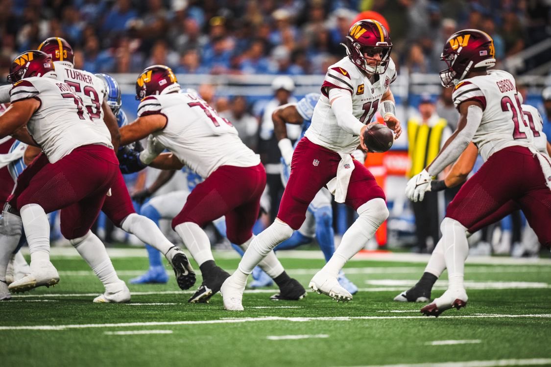 Commanders_DC's tweet photo. Tweeting at the
@Commanders
 everyday until they follow me...

Day 855

Some more of the best pictures from the upsetting Week Two LOSS, to the Detroit Lions.

#WashingtonCommanders #HTTC    
#HAIL #Commanders #TakeCommand #Day855 8️⃣5️⃣5️⃣ https://t.co/tjyOYmBRlL