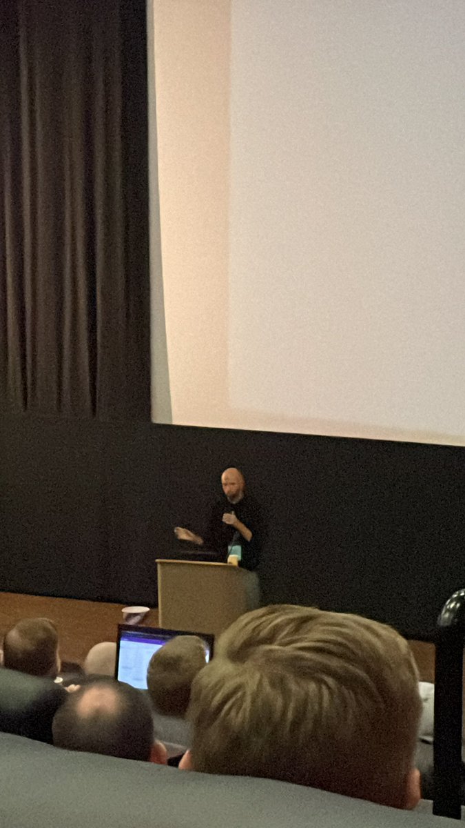daniel_sellers's tweet photo. Watching @little_bret talk about hydration patterns. Very interesting stuff. #utahjsconf https://t.co/3ez1iNukYB