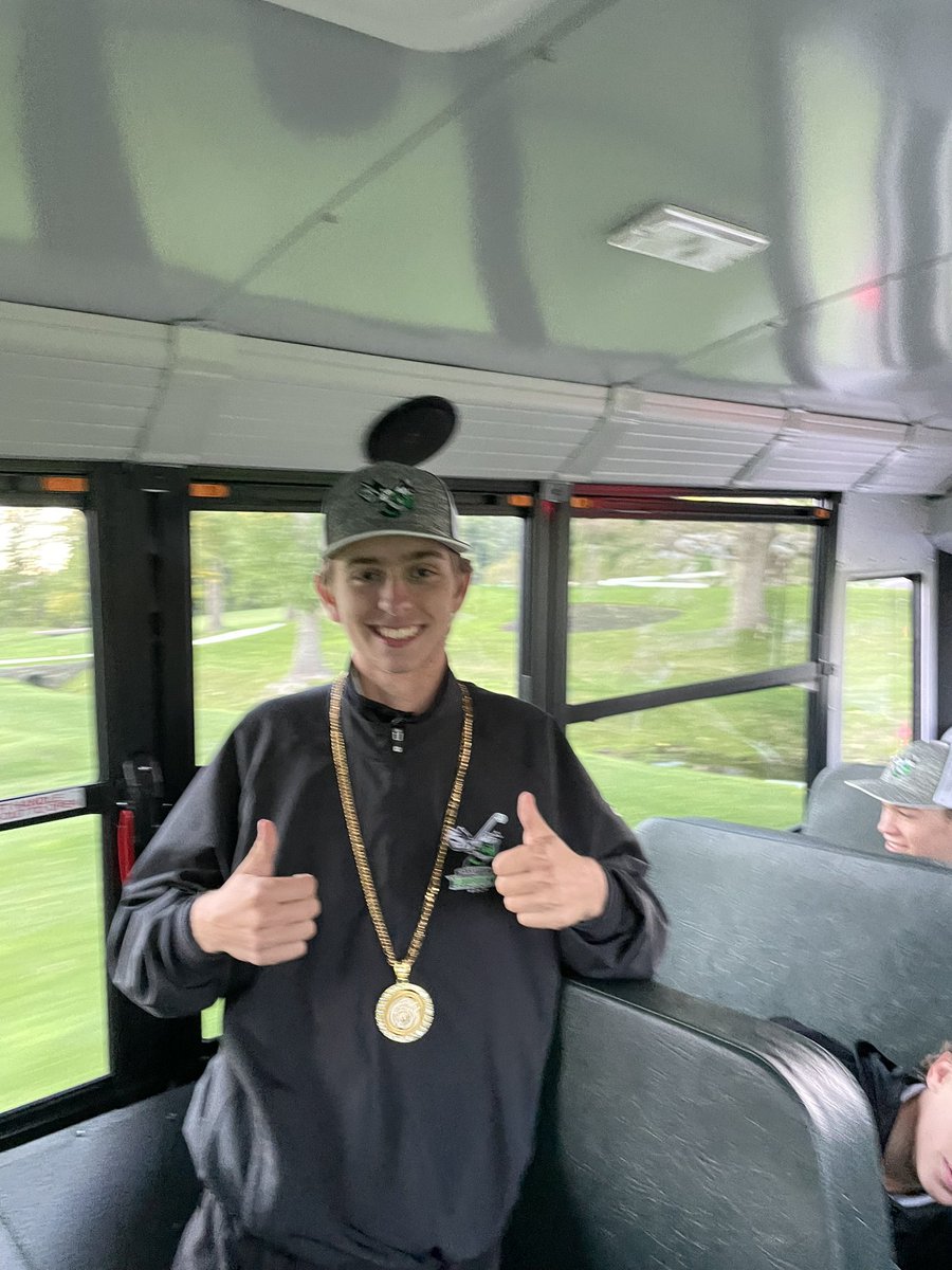 MHSHornetsgolf's tweet photo. Hornets pickup a 177-178 win away against Sharon.
Urban- 42
Vokey- 44
Sanders- 45
Friedman- 46
#swingbling to the medalist @DrewUrban5
Back at it for practice on Monday! 🐝 ⛳️ @TheTylerHetu https://t.co/Eju295hD12