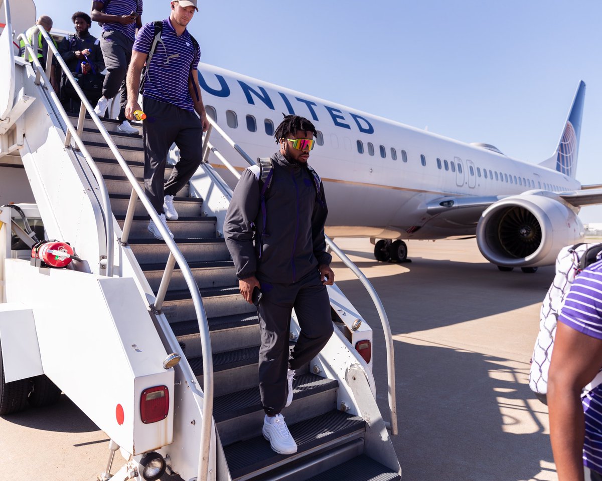 KStateFB's tweet photo. Business trip https://t.co/UQ6OUrbkYS
