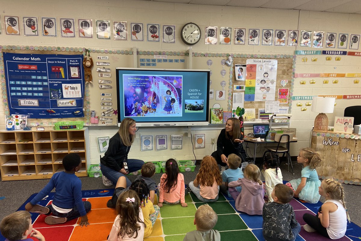 MrsAdent's tweet photo. Thank you ⁦@mrsfrankovich⁩ &amp; ⁦@SzudyKim⁩ for reading to our class today! They loved it! #GPmagic https://t.co/r7eGTbVrTu