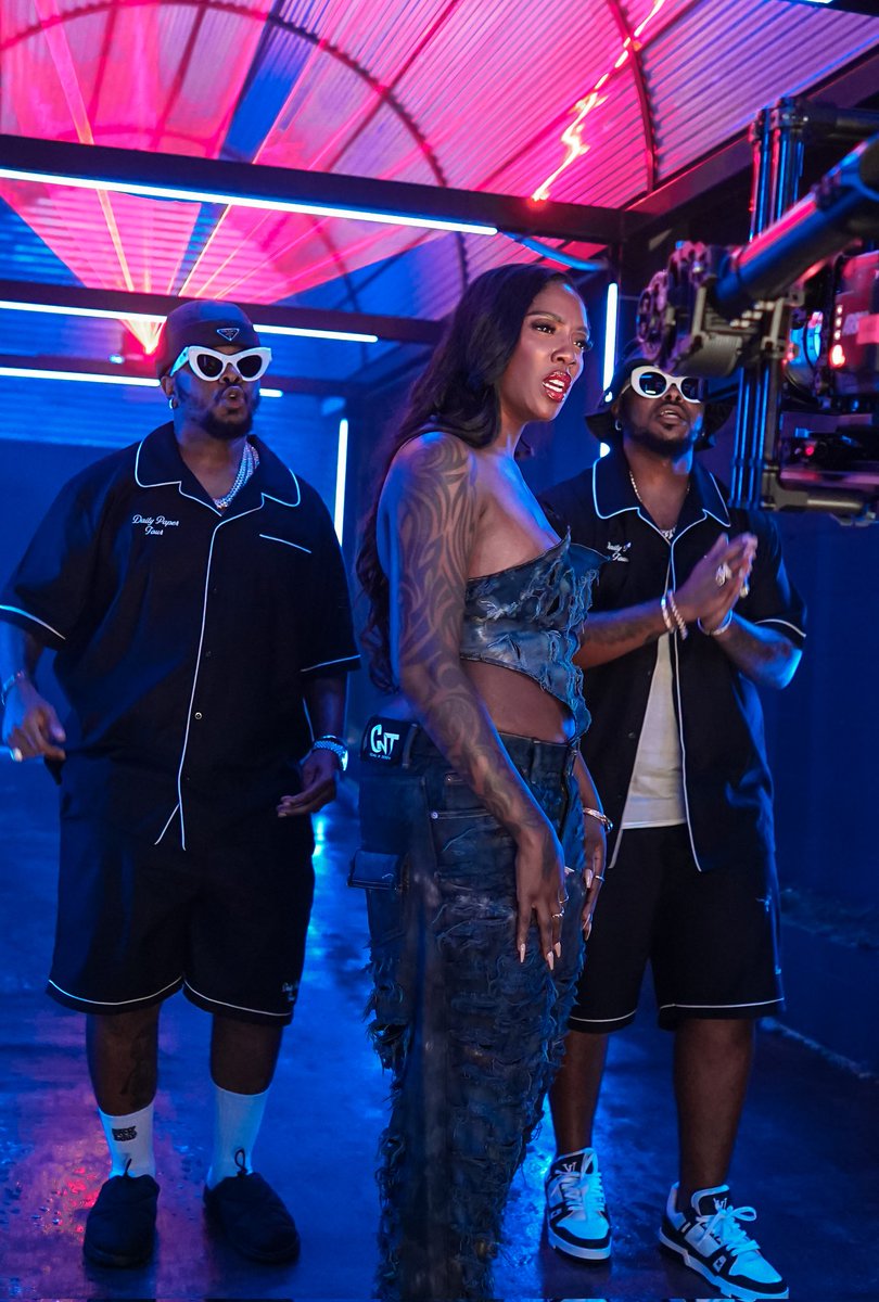 Apmworld tweet media