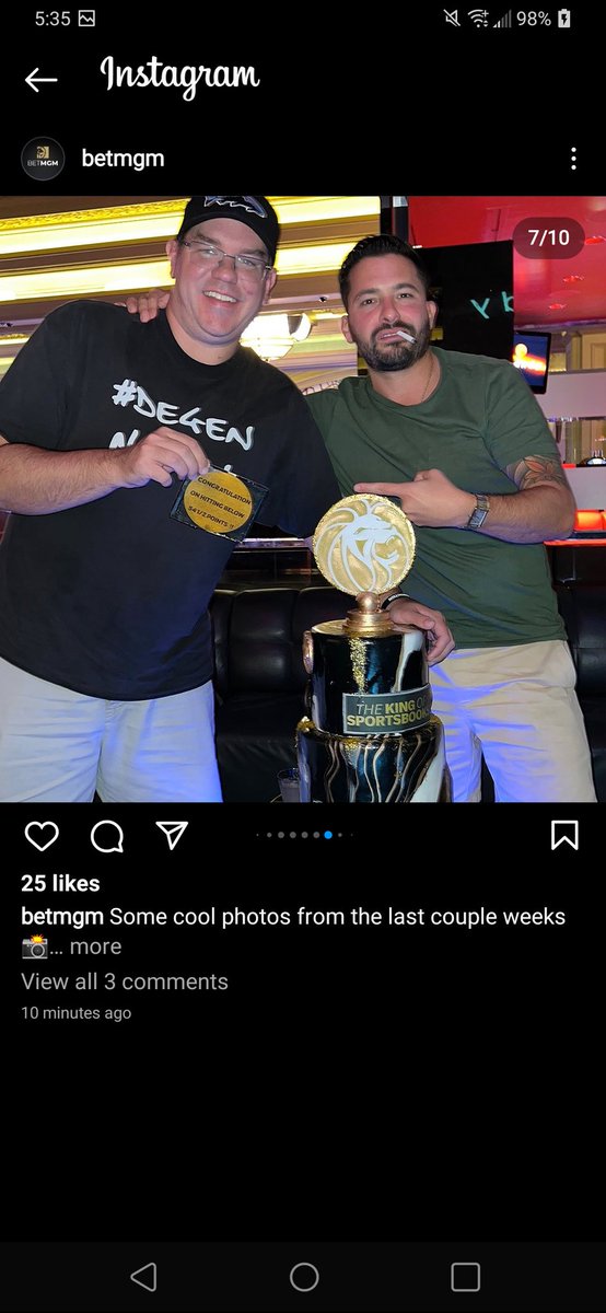 TheBirdHouseEV's tweet photo. Found the @YouBetterYouBet new profile pic. Thanks Chef Todd. #goodtoseeya #degennation #congratsonhittingbelow

@TheKostos @LockyLockerson https://t.co/TxDje1G5Mb