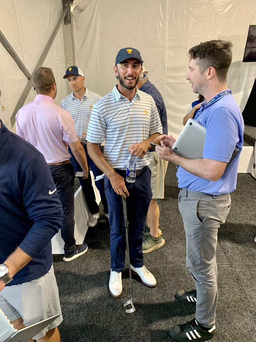 dylan_dethier's tweet photo. 30 minutes later, Max Homa still holding his putter in the media center https://t.co/k37gpSya74